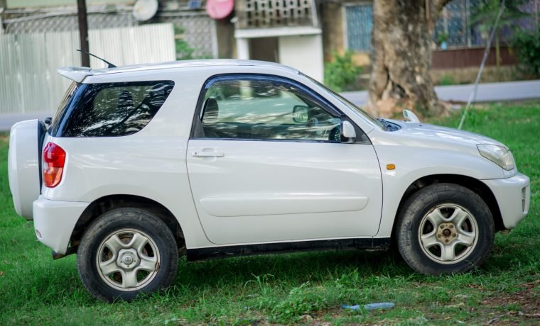 Toyota RAV4 (3-Door)